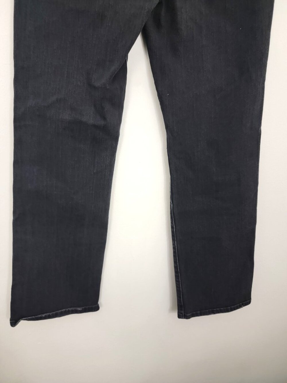 Khaite Vivian Jeans in Washed Black 26 - Picture 7 of 9